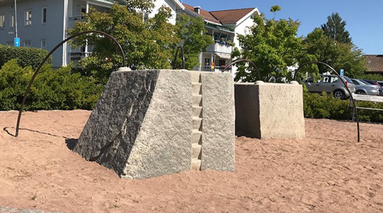 Skulpturen Stenarna som finns vid Kajen i Leksand.